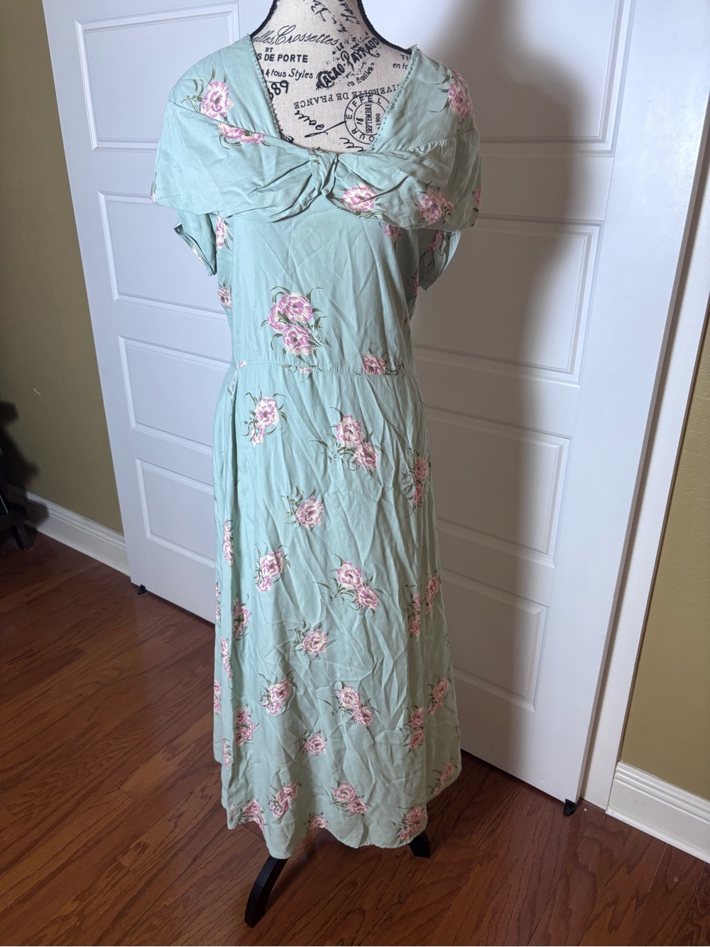 April Cornell Vintage Rayon Dress Portrait Neckline Floral - Picture 2 of 7